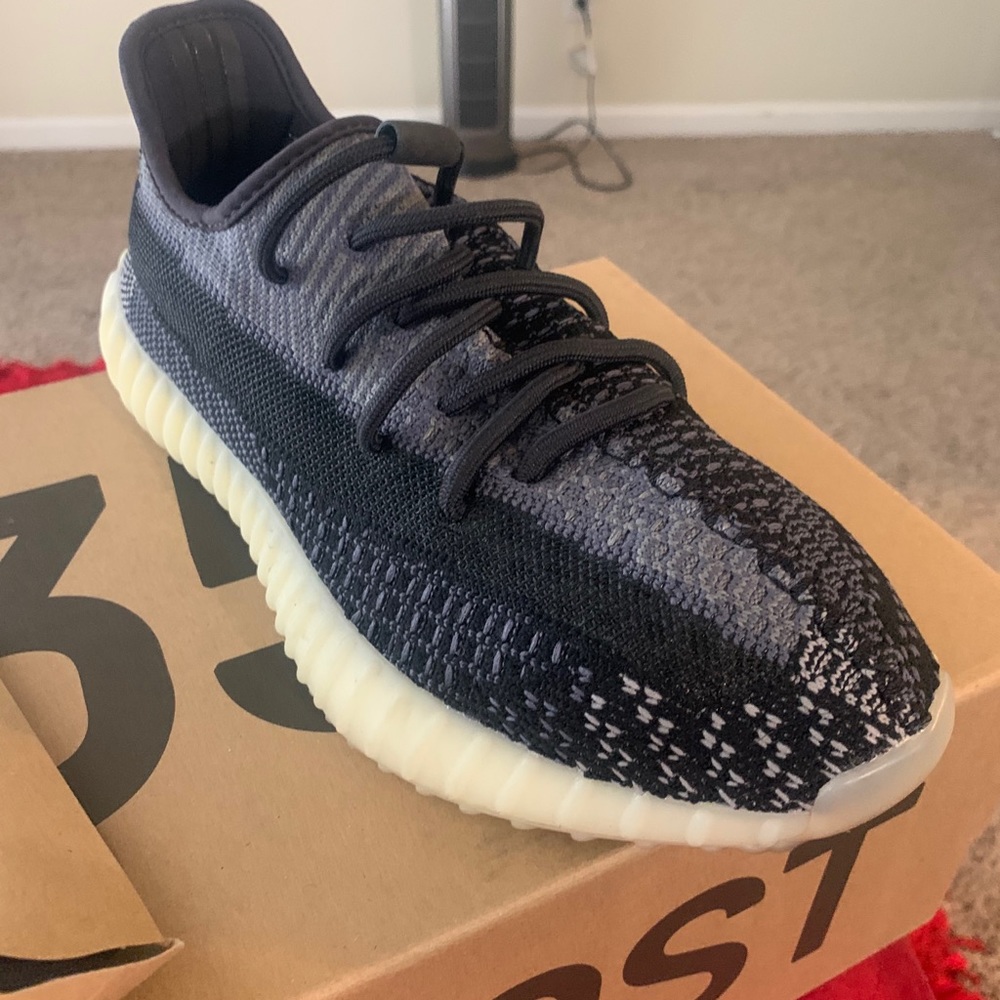 Yeezy Shoes